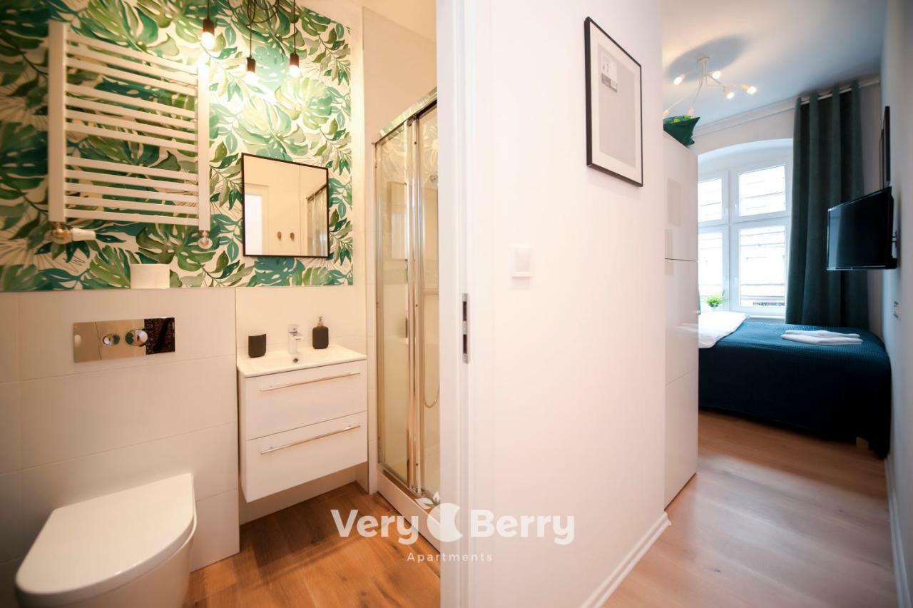 Very Berry - Glogowska 35A - Mtp Apartments - Self Check In 24H Πόζναν Εξωτερικό φωτογραφία