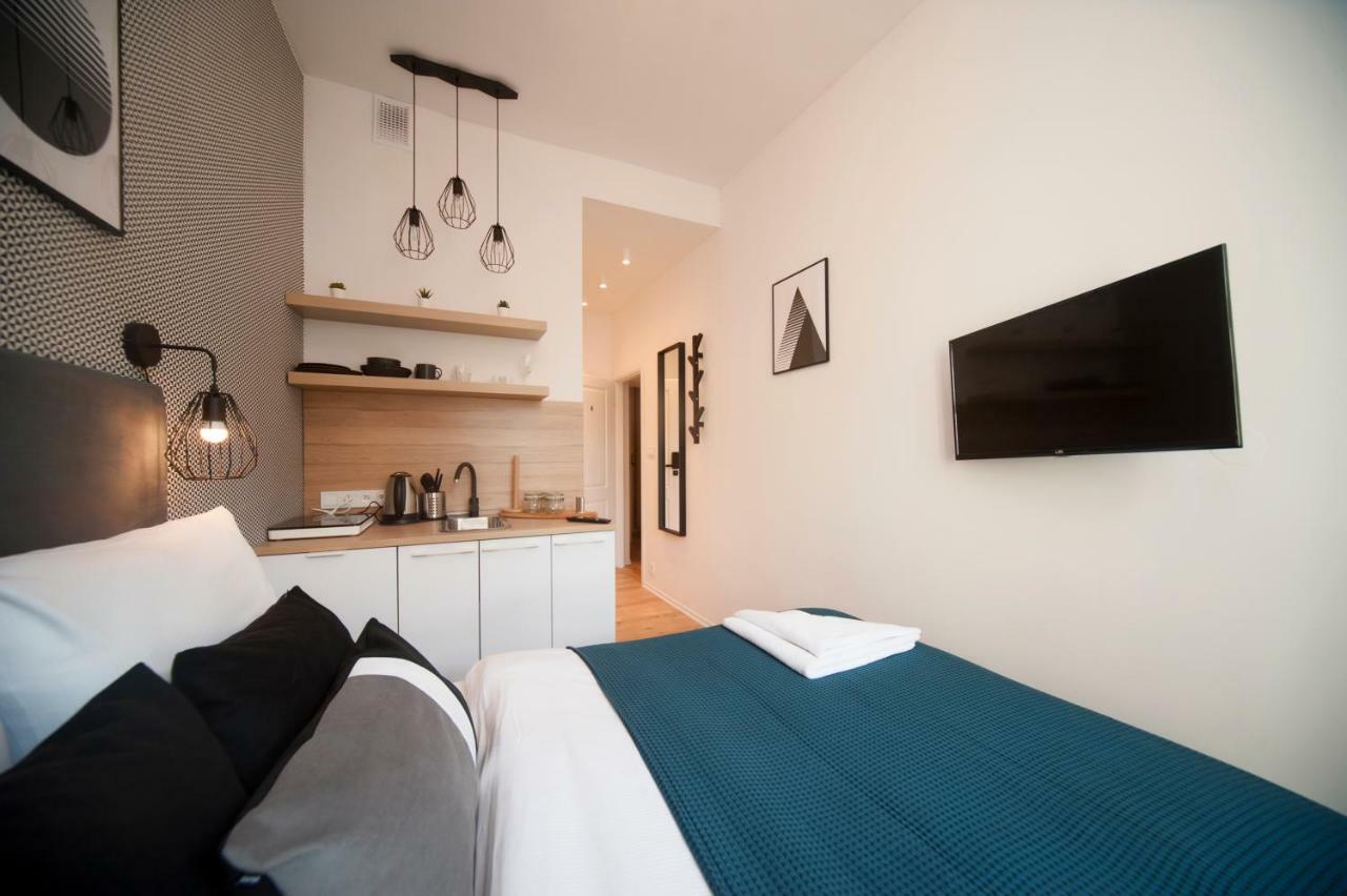 Very Berry - Glogowska 35A - Mtp Apartments - Self Check In 24H Πόζναν Εξωτερικό φωτογραφία