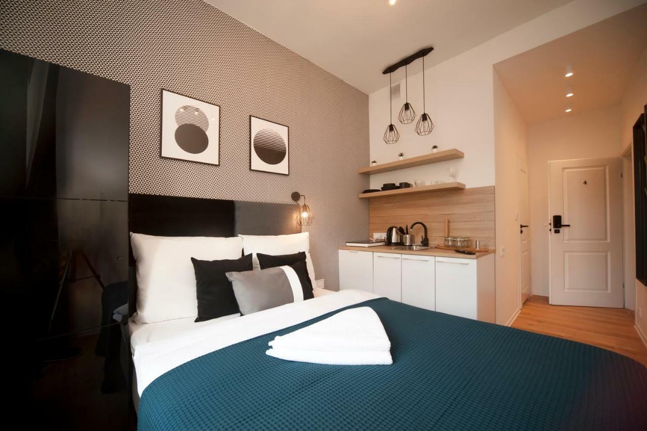 Very Berry - Glogowska 35A - Mtp Apartments - Self Check In 24H Πόζναν Εξωτερικό φωτογραφία