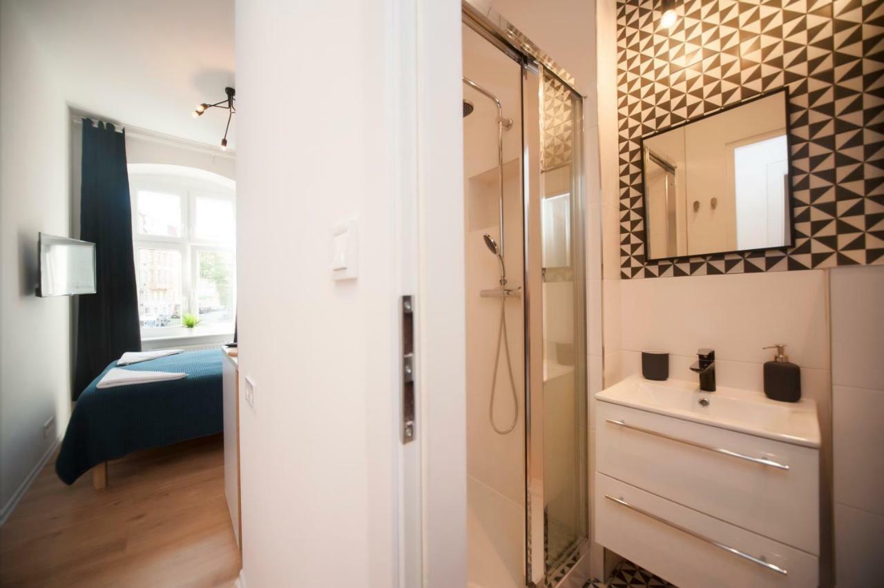 Very Berry - Glogowska 35A - Mtp Apartments - Self Check In 24H Πόζναν Εξωτερικό φωτογραφία