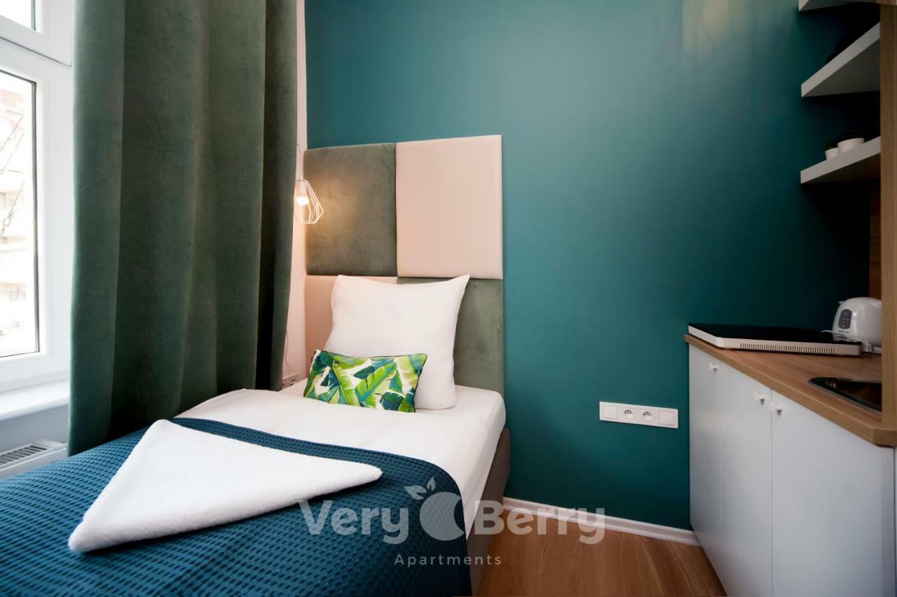 Very Berry - Glogowska 35A - Mtp Apartments - Self Check In 24H Πόζναν Εξωτερικό φωτογραφία