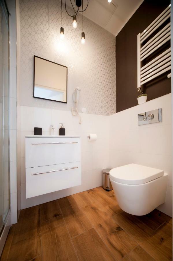 Very Berry - Glogowska 35A - Mtp Apartments - Self Check In 24H Πόζναν Εξωτερικό φωτογραφία