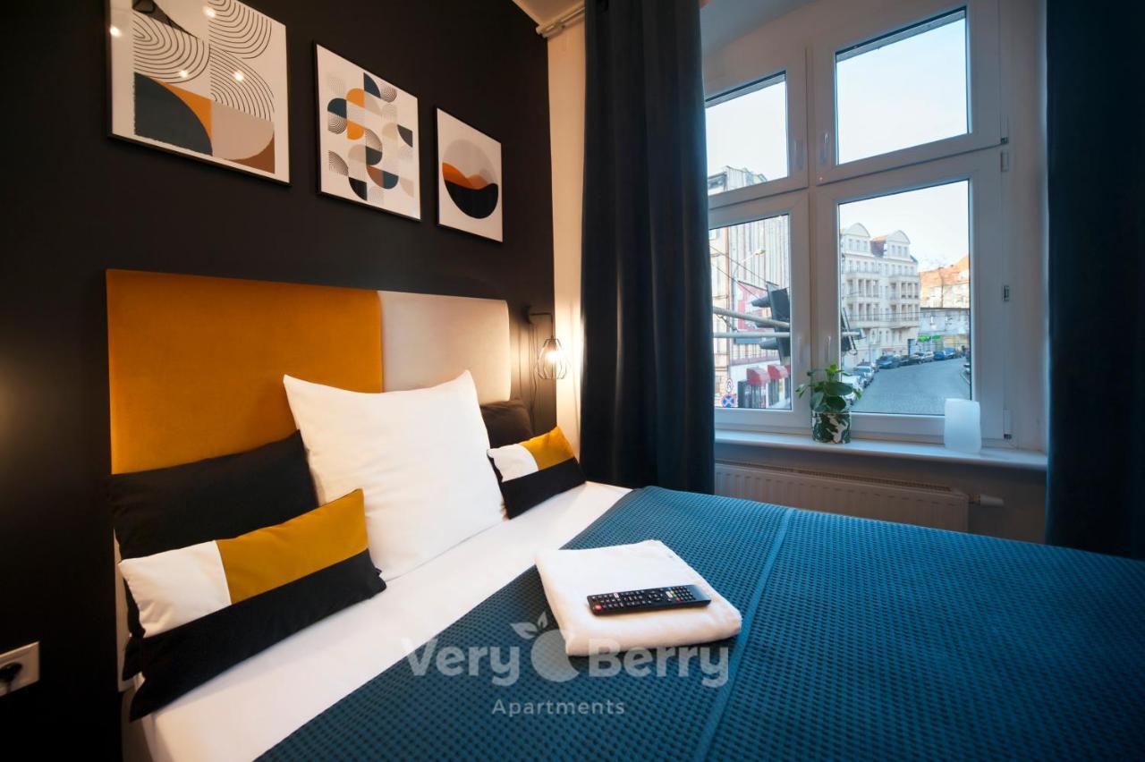 Very Berry - Glogowska 35A - Mtp Apartments - Self Check In 24H Πόζναν Εξωτερικό φωτογραφία