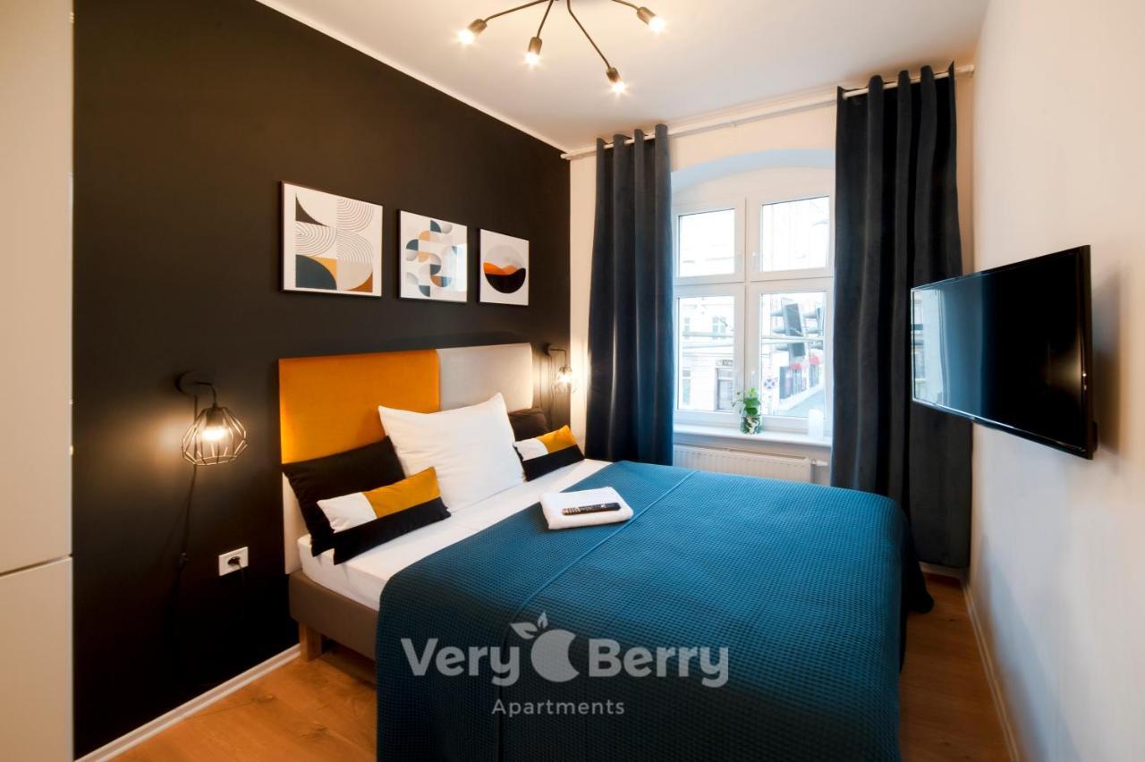 Very Berry - Glogowska 35A - Mtp Apartments - Self Check In 24H Πόζναν Εξωτερικό φωτογραφία
