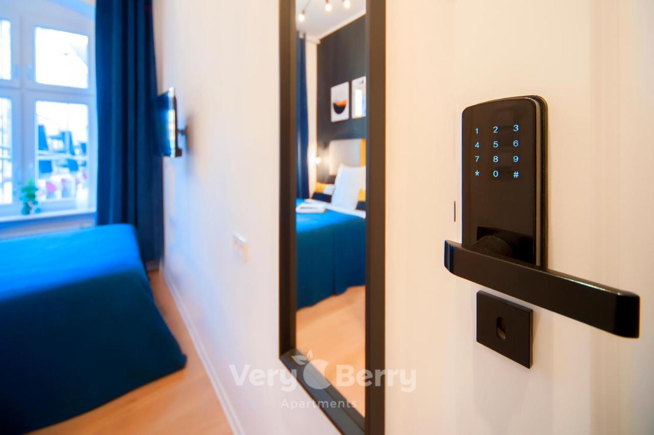 Very Berry - Glogowska 35A - Mtp Apartments - Self Check In 24H Πόζναν Εξωτερικό φωτογραφία